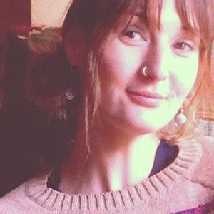 Meet your Posher, Elea